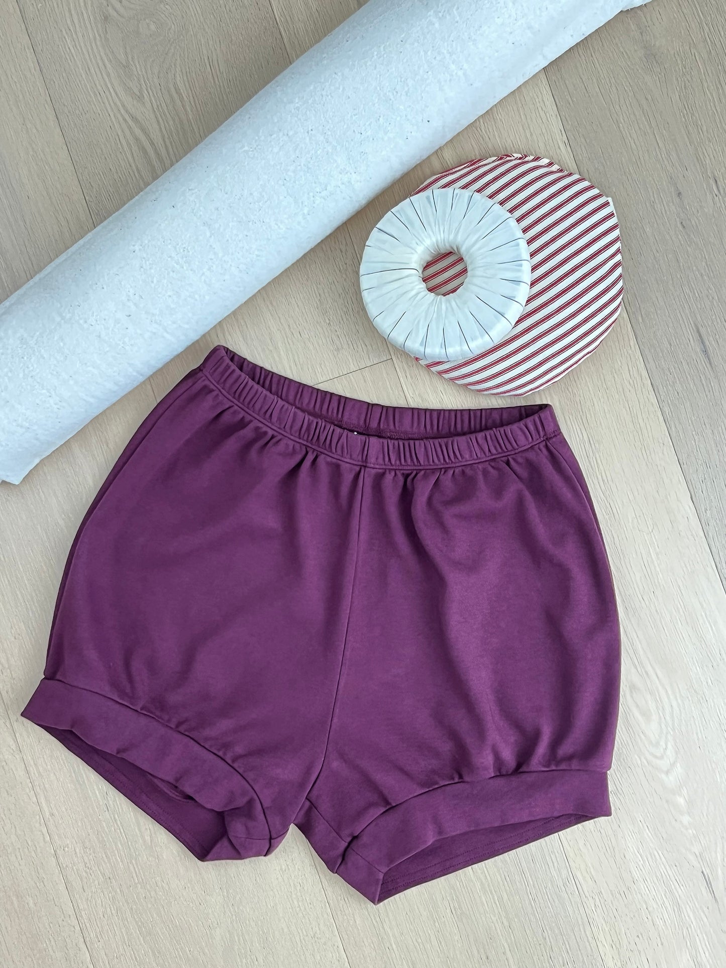 Classic Cotton Yoga Short - Dark Cherry