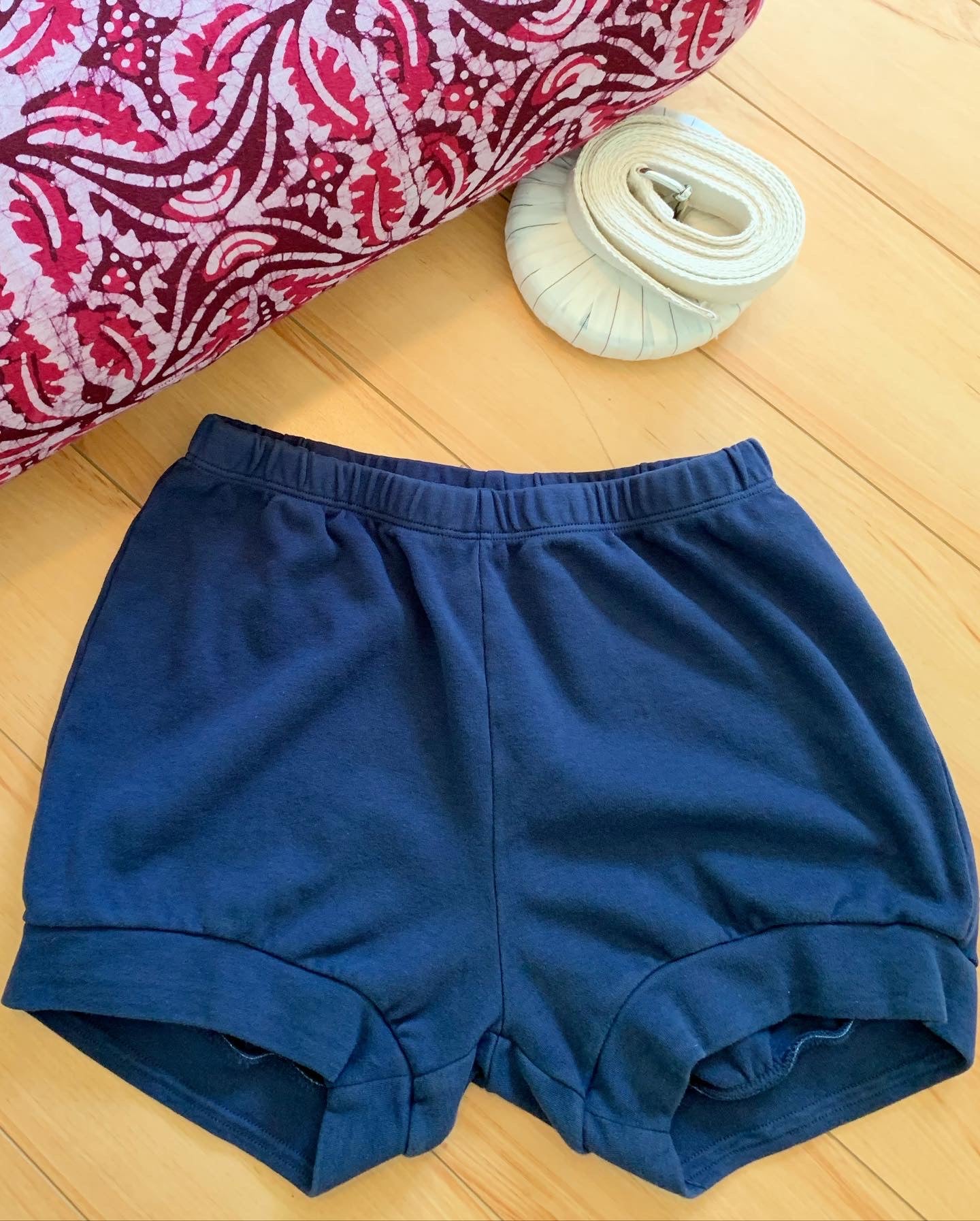 Classic Cotton Yoga Short - Navy
