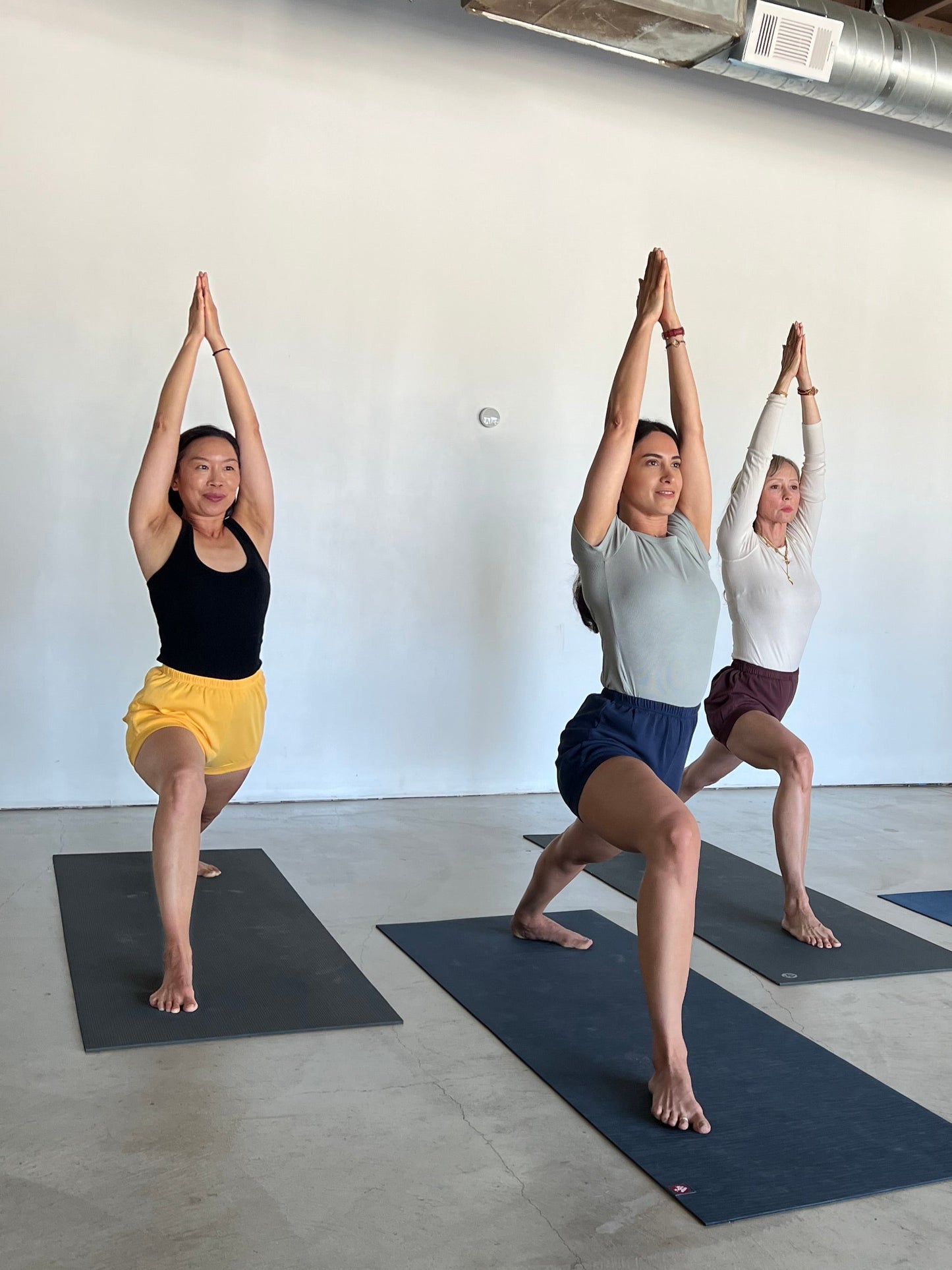 Classic Cotton Yoga Short - Apricot