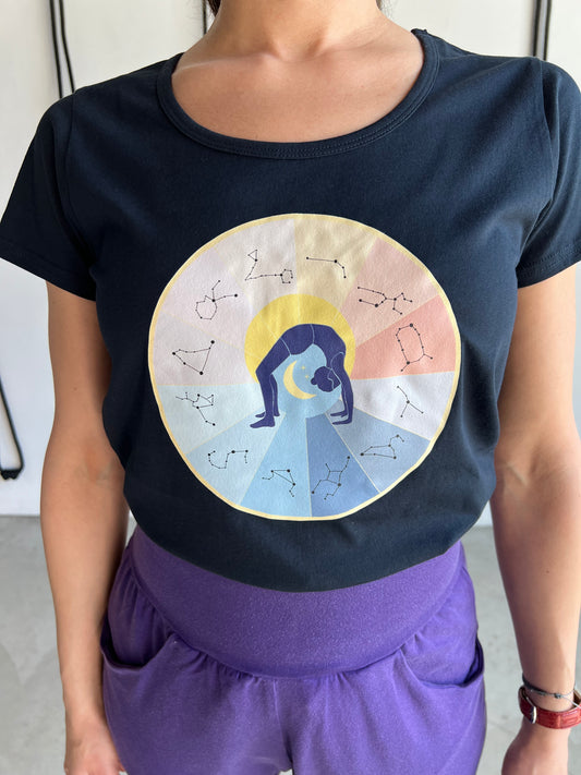 Celestial Bow - Scoopneck T-shirt